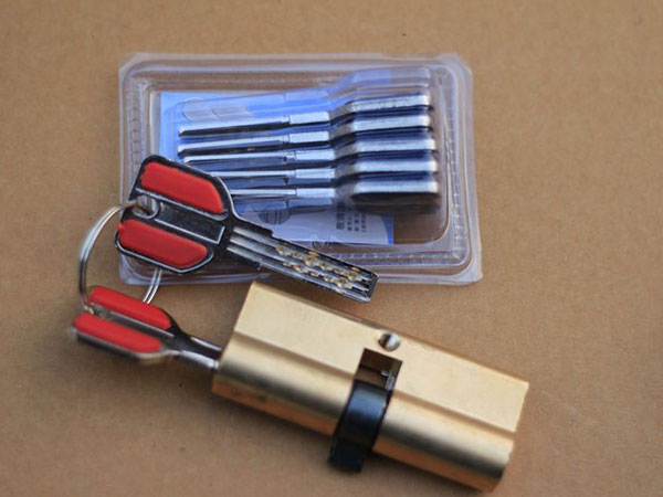 丽江市24小时上门开锁公司